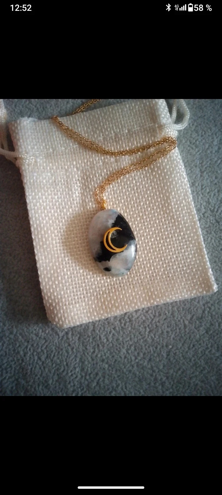Collier péristérite pierre naturelle avec lune dorée